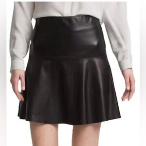 VINCE Black 100% Leather a line mini Skirt size 8